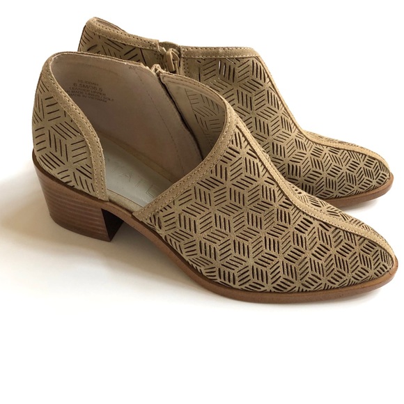 1. State Shoes - 1.State Iddah perforated leather cutaway booties